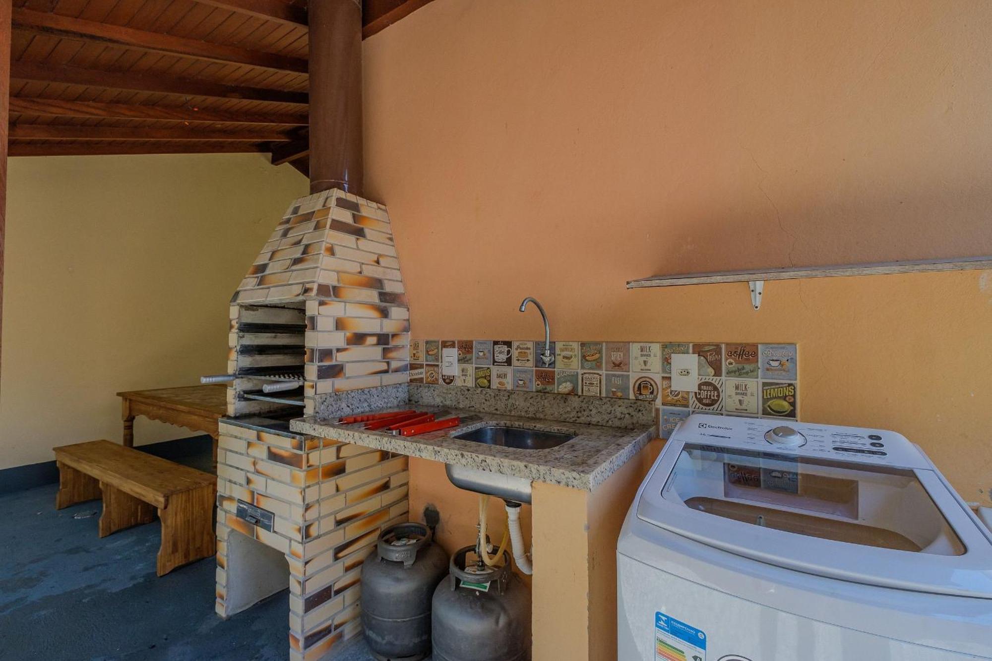 Casa 2 Quartos Com Churrasqueira Perto Da Casa de Férias Florianópolis